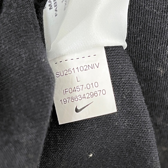 NWT Nike Basketball Graphic T-Shirt Howling Wolf Men’s Large - Picture 7 of 9